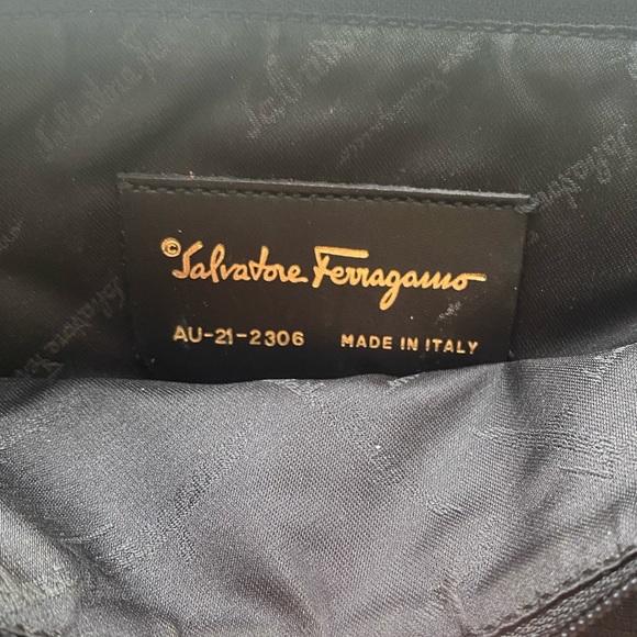 Salvatore Ferragamo Vintage Monogram Bag - Picture 3 of 8